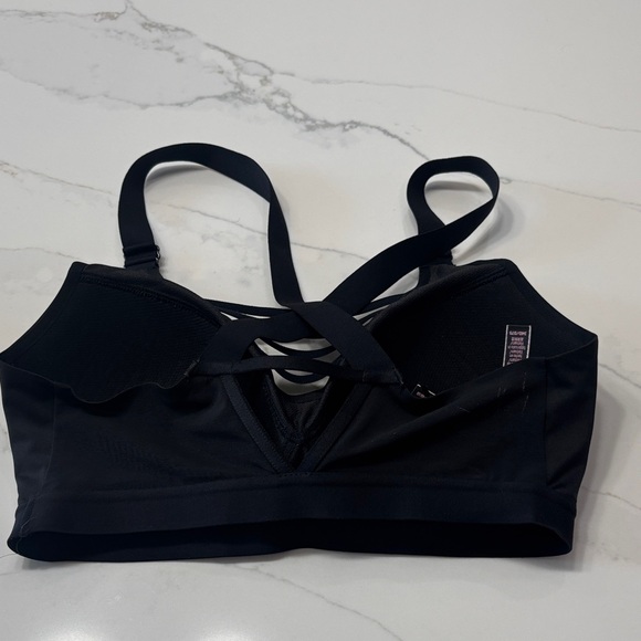 Victoria's Secret Black Strappy Bra - Picture 6 of 10